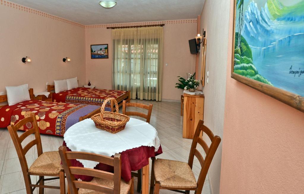 Aris Junior Studio & Apartments Neo Klima Room photo